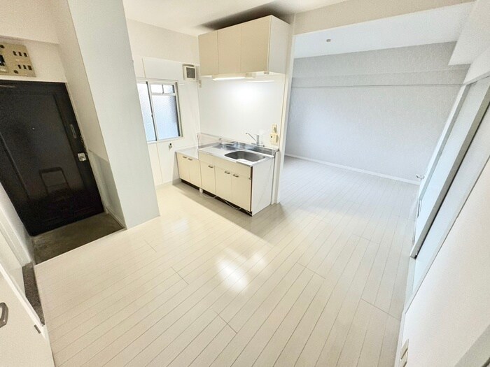 物件内観写真8　(居室)