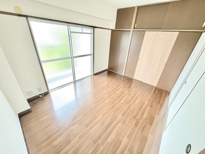 物件内観写真11　(居室)