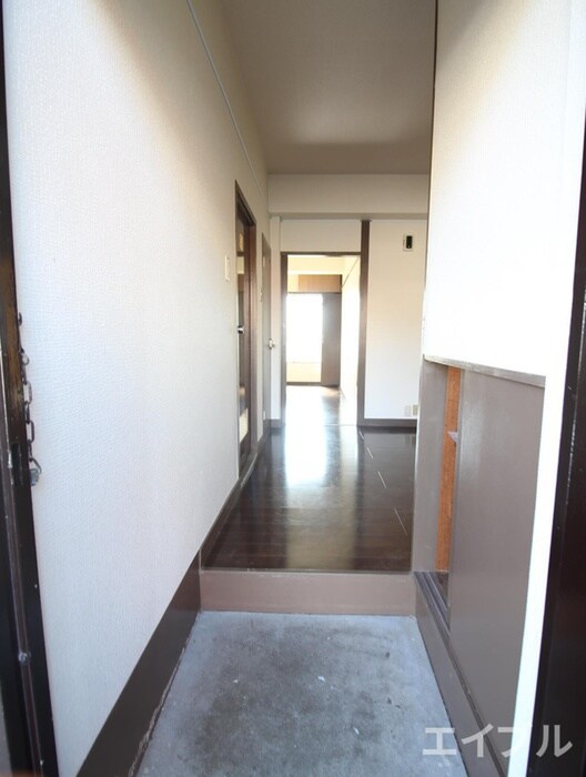 物件内観写真14　(玄関)