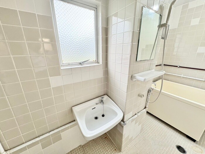 物件内観写真15　(洗面)