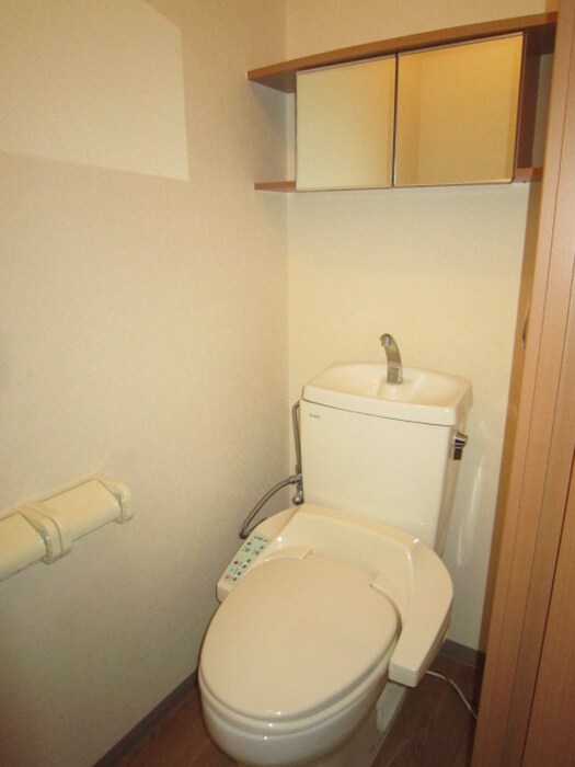 物件内観写真11　(トイレ)