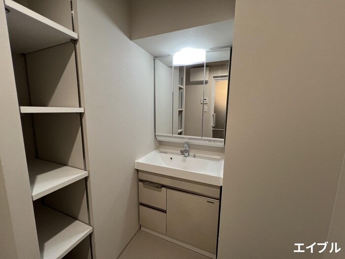 物件内観写真12　(洗面)