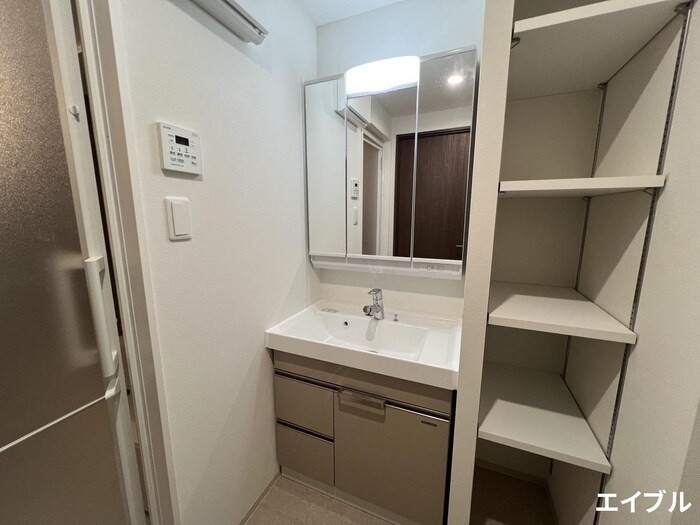 物件内観写真13　(洗面)