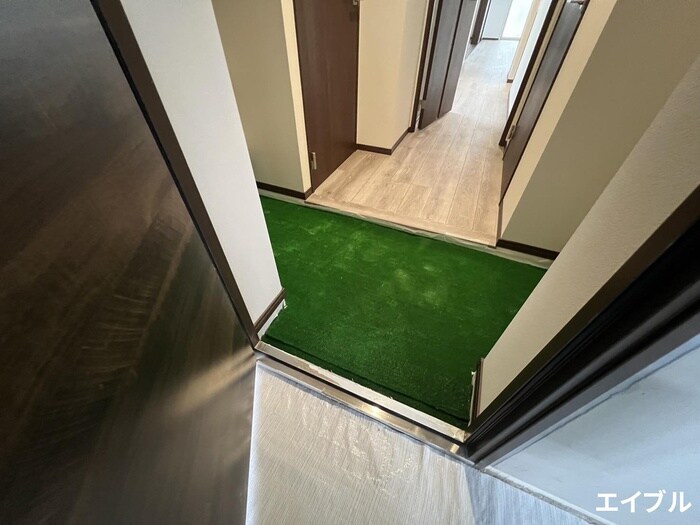 物件内観写真15　(玄関)