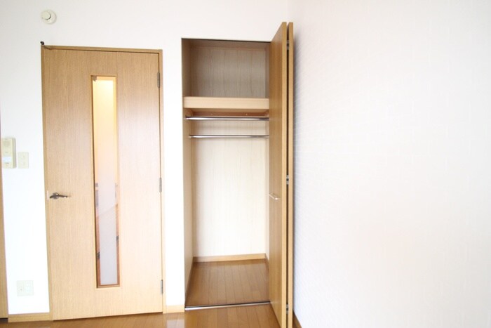 物件内観写真18　(収納)