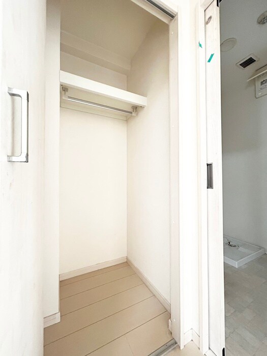 物件内観写真17　(収納)