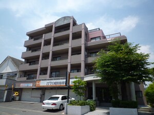 朝日フレール小田部外観写真