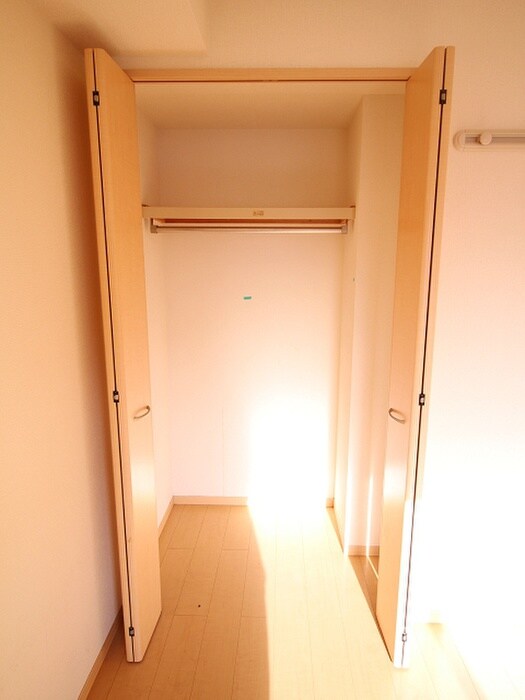 物件内観写真15　(収納)