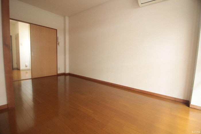 物件内観写真9　(居室)