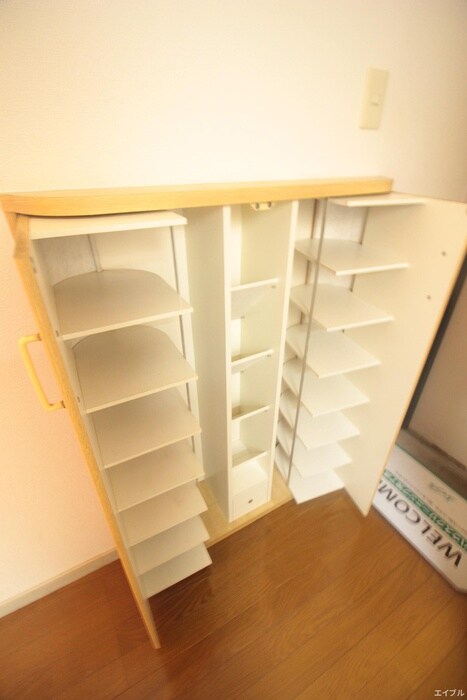 物件内観写真17　(靴箱)