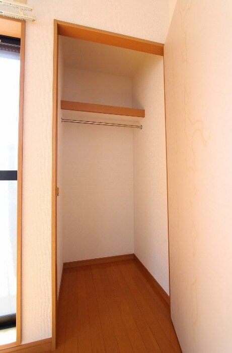 物件内観写真16　(収納)