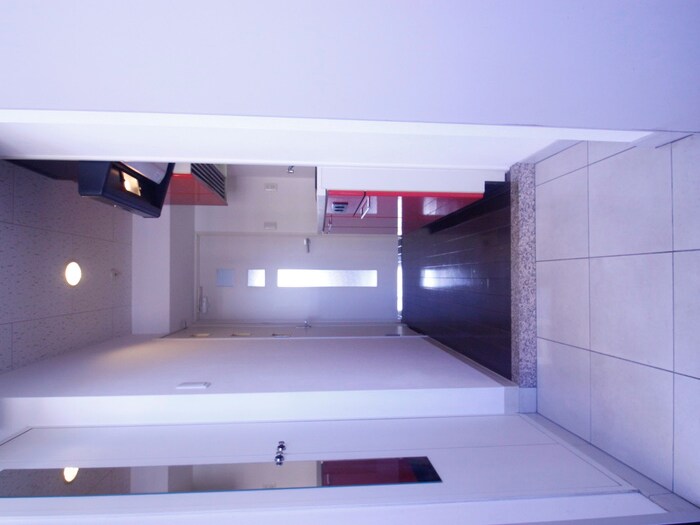 物件内観写真15　(玄関)