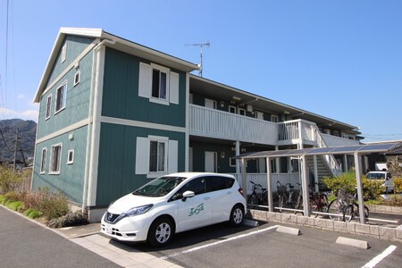 それいゆ苅田外観写真