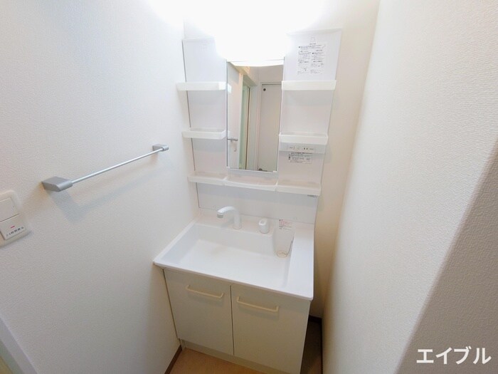 物件内観写真11　(洗面)