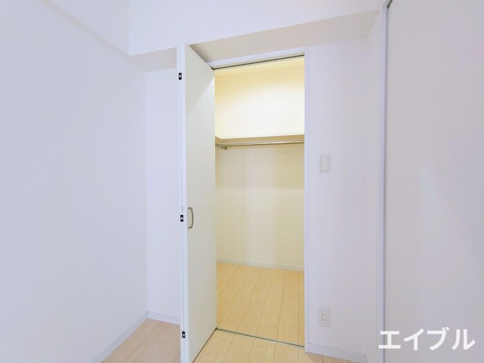物件内観写真13　(収納)
