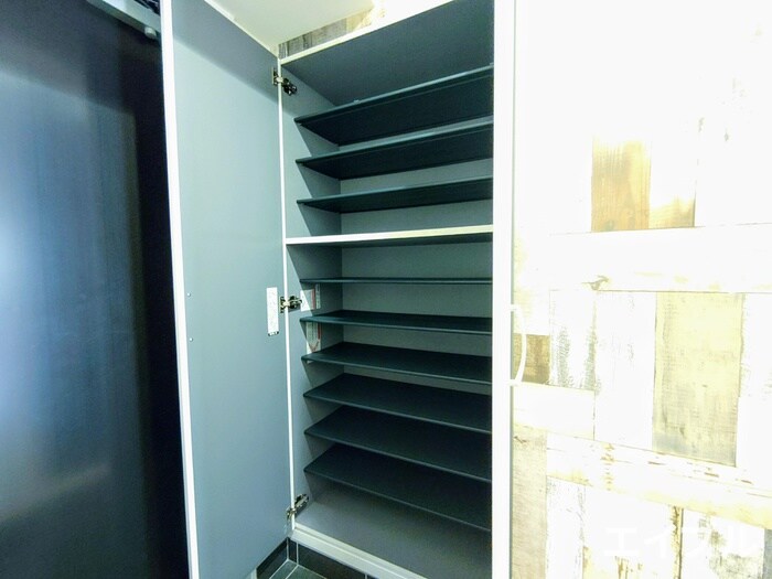 物件内観写真15　(靴箱)