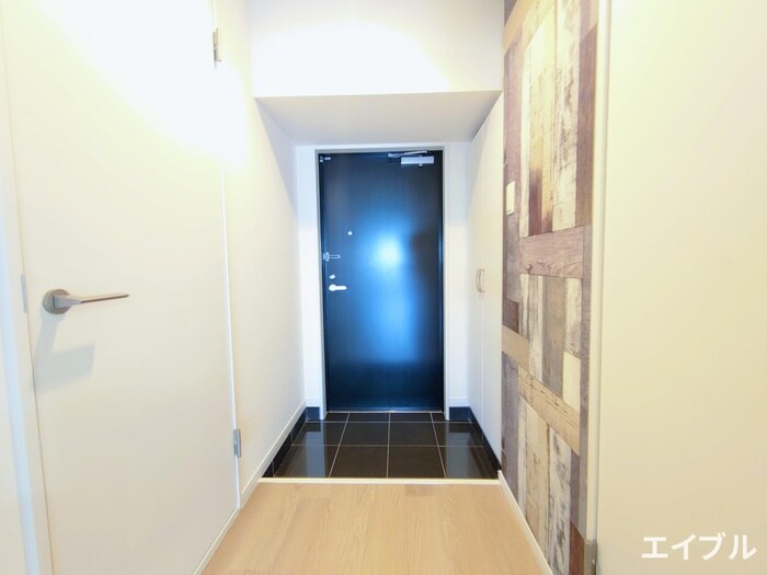 物件内観写真15　(玄関)