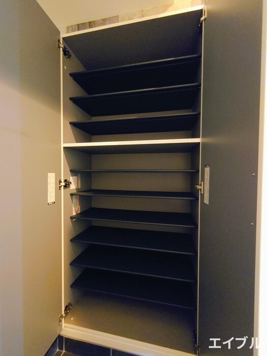 物件内観写真16　(靴箱)