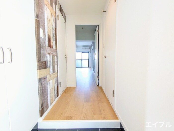 物件内観写真17　(廊下)