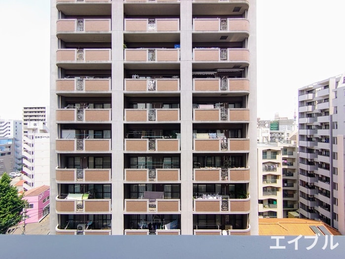 物件内観写真22　(室内からの展望)