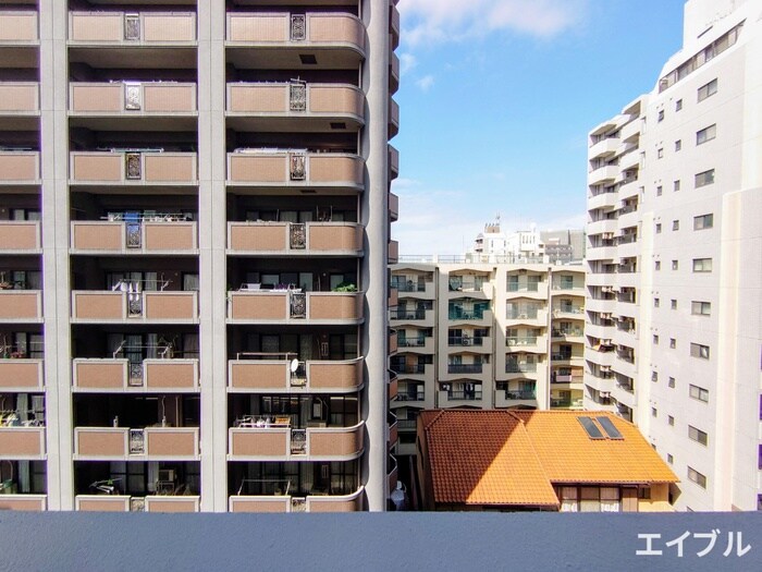 物件内観写真22　(室内からの展望)