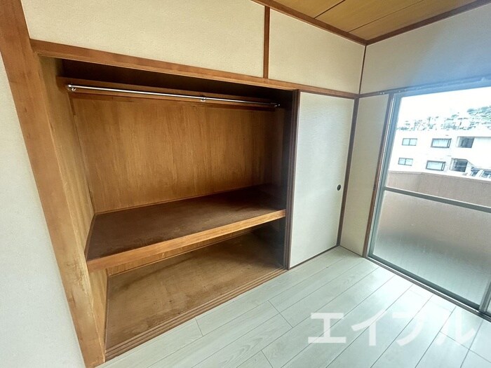 物件内観写真12　(収納)