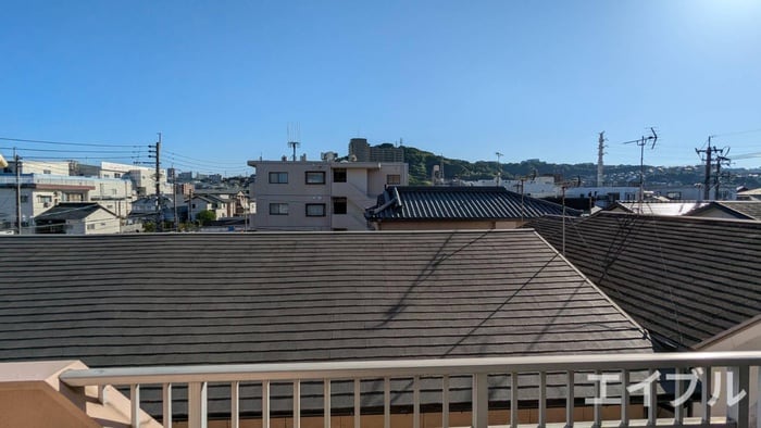 物件内観写真14　(室内からの展望)