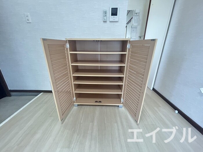 物件内観写真16　(靴箱)