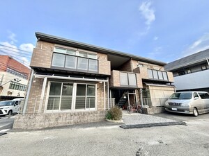 フラジール折尾外観写真