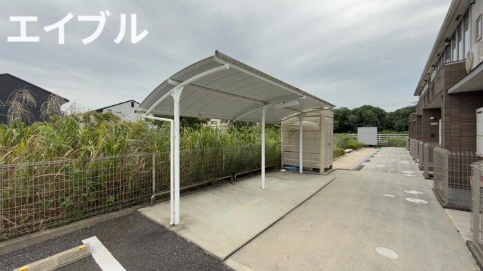 物件外観写真3　(駐輪場)