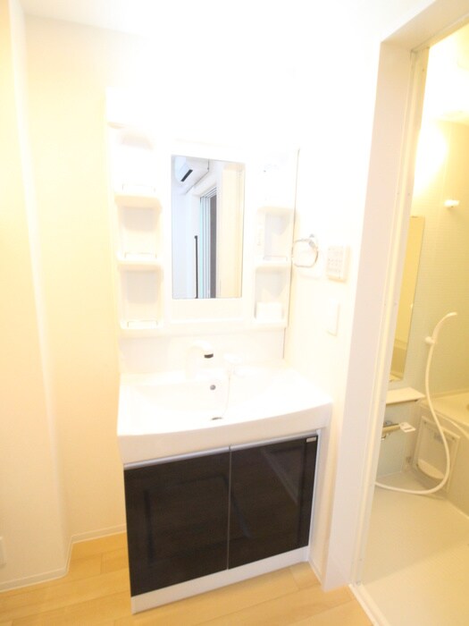 物件内観写真11　(洗面)