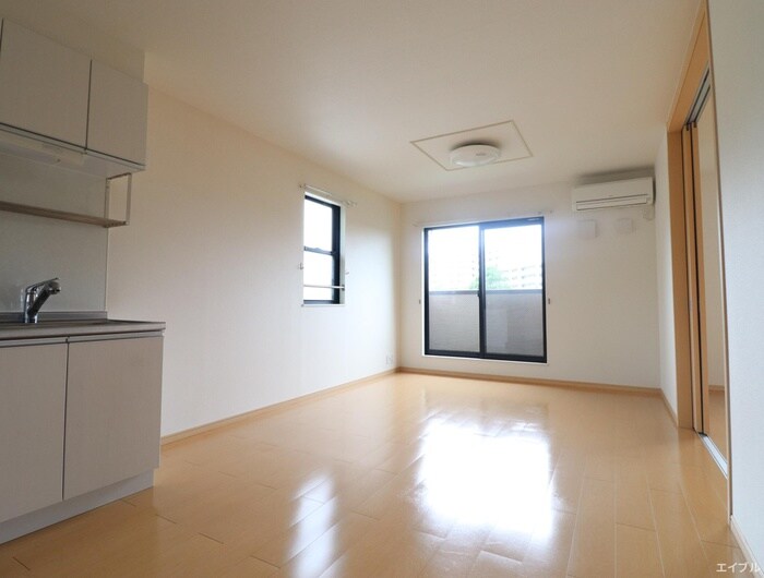 物件内観写真7　(居室)