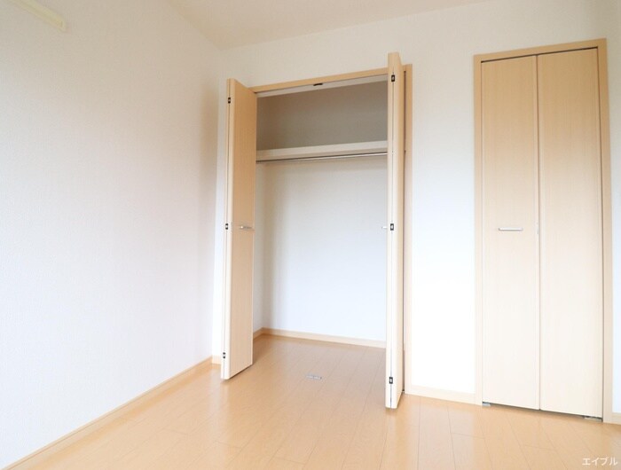 物件内観写真13　(収納)