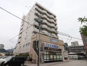 ライオンズマンション赤間外観写真