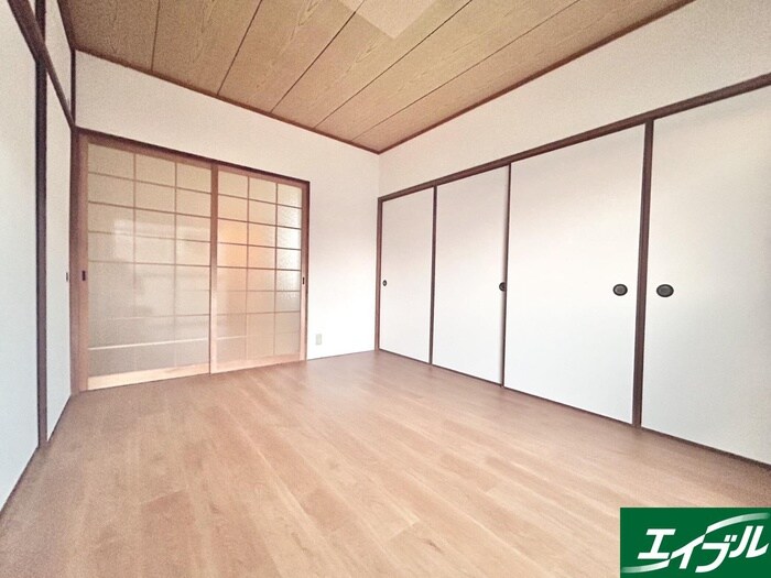 物件内観写真9　(居室)