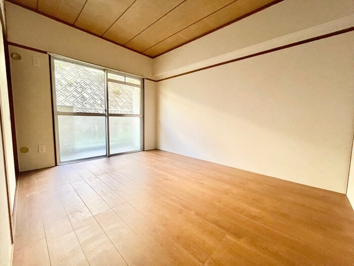 物件内観写真14　(居室)