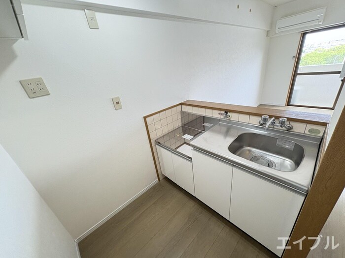 物件内観写真8　(キッチン)