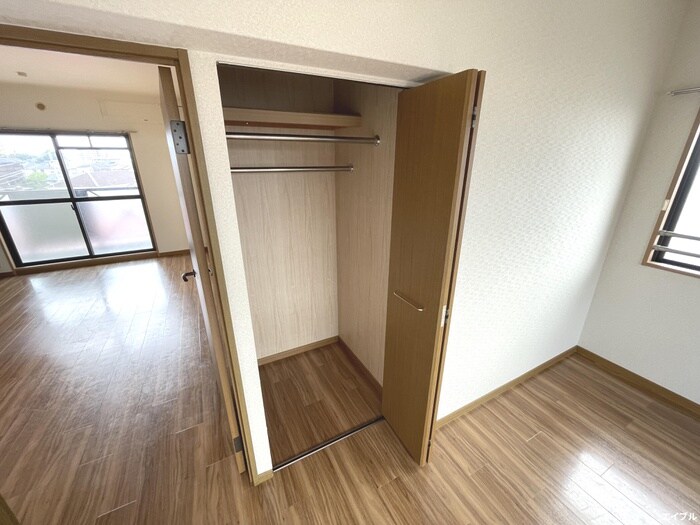 物件内観写真10　(収納)