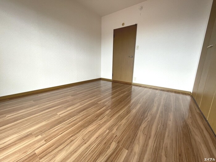 物件内観写真19　(居室)