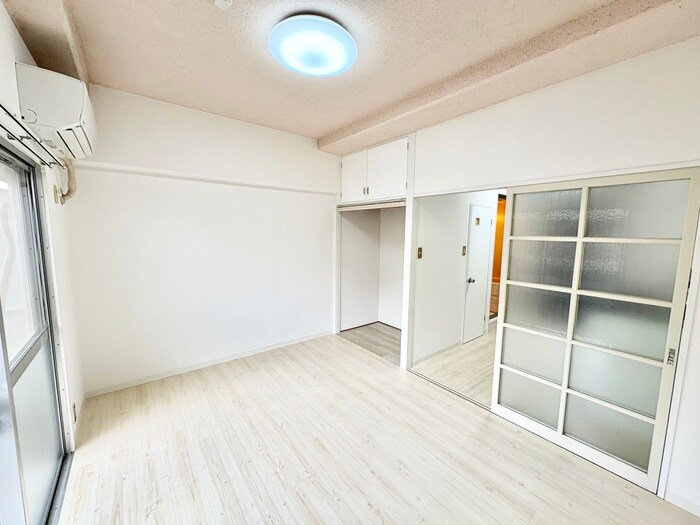 物件内観写真10　(居室)