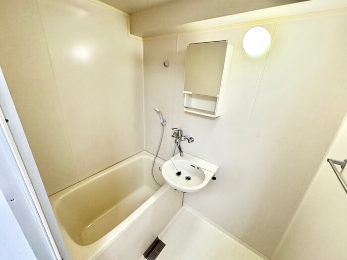 物件内観写真13　(バス／シャワールーム等)