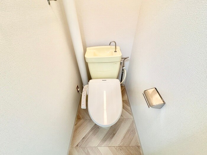 物件内観写真14　(トイレ)