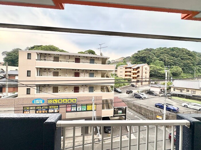 物件内観写真17　(室内からの展望)