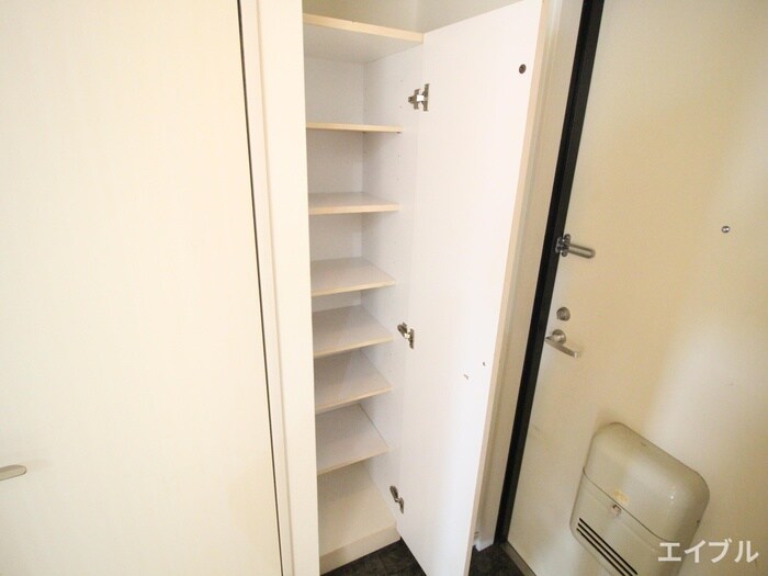 物件内観写真14　(靴箱)