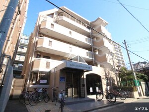 ロイヤルコンフォート草香江Ⅱ外観写真