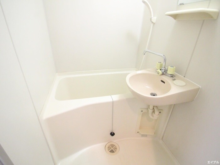 物件内観写真12　(バス／シャワールーム等)