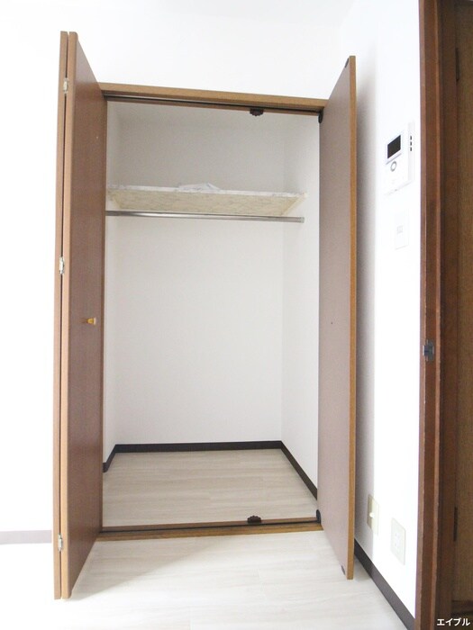 物件内観写真15　(収納)