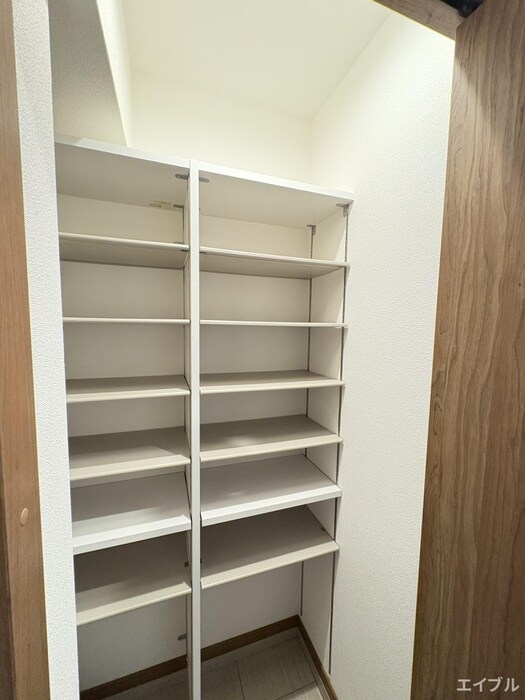 物件内観写真19　(靴箱)