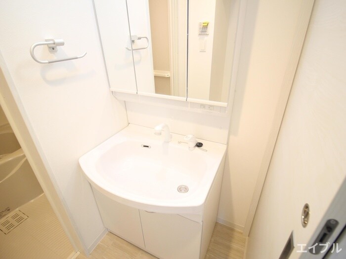 物件内観写真11　(洗面)