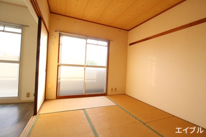 物件内観写真8　(居室)